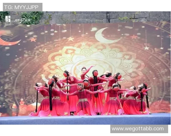 南京街舞队意识形态的深度对比与文化影响探讨